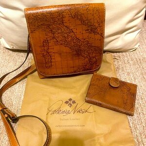 Patricia Nash Purse with matching wallet - Signature Map Collection